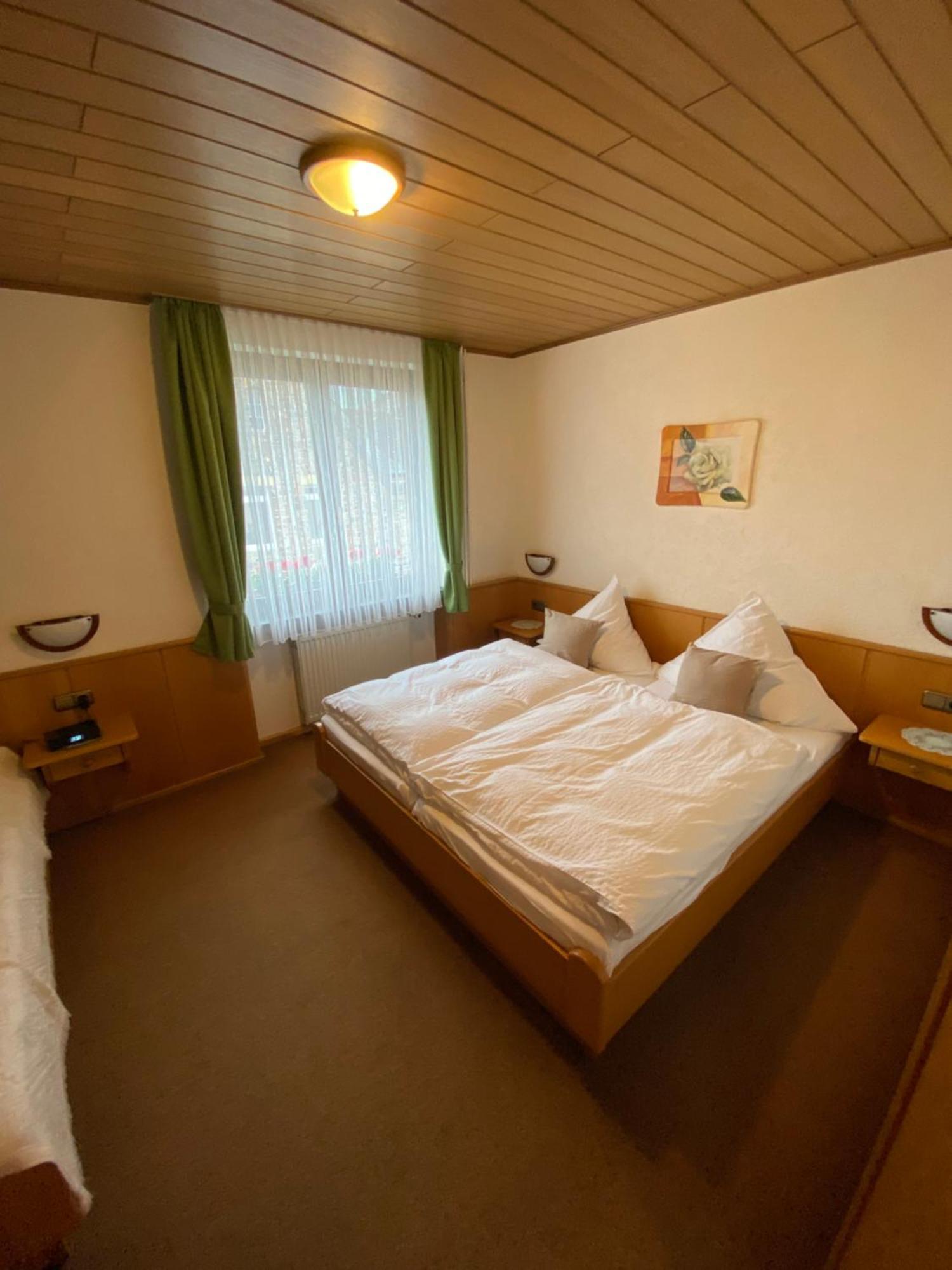 Pension Milberg Assmannshausen Rüdesheim am Rhein Exterior foto